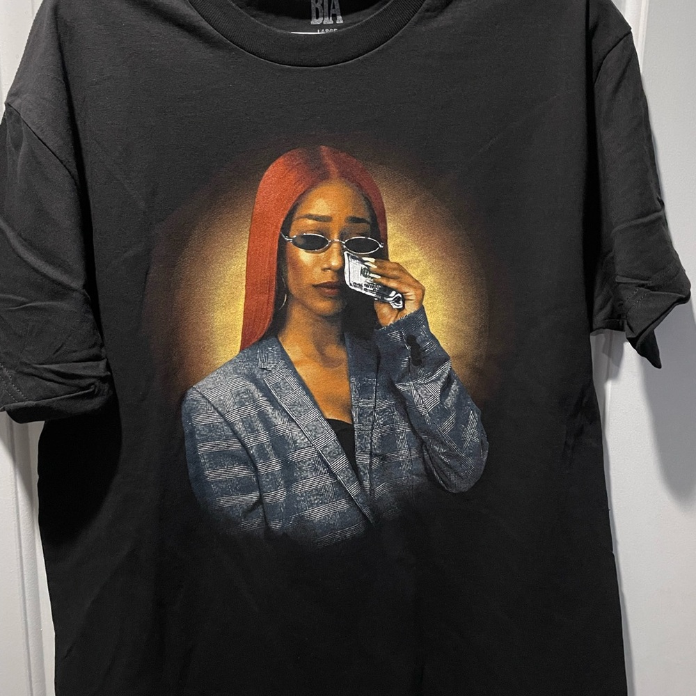 BIA Merch Black Graphic T-Shirt with Red and Blue Design